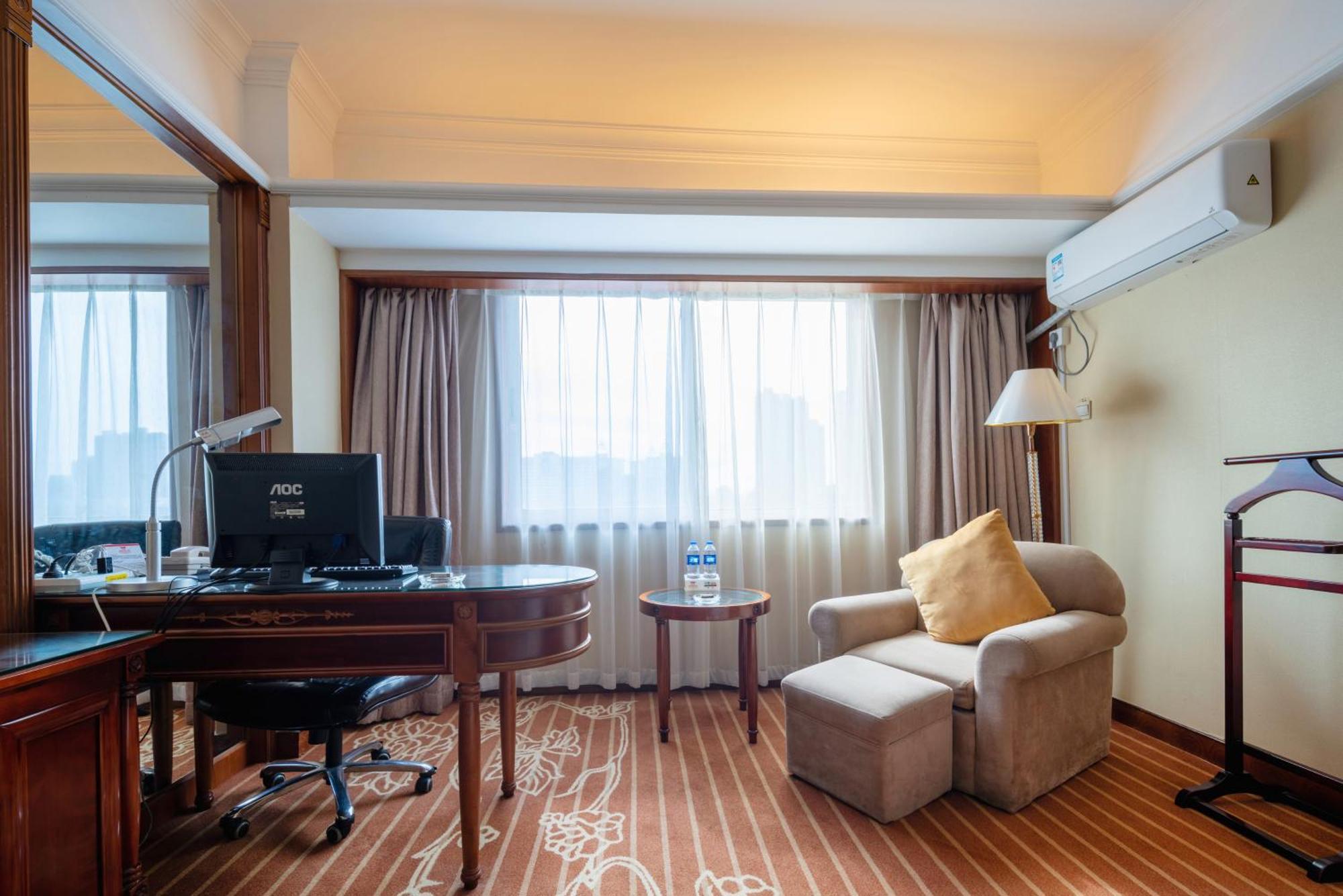 Sunshine Holiday Hotel Fuzhou Fuzhou  Esterno foto