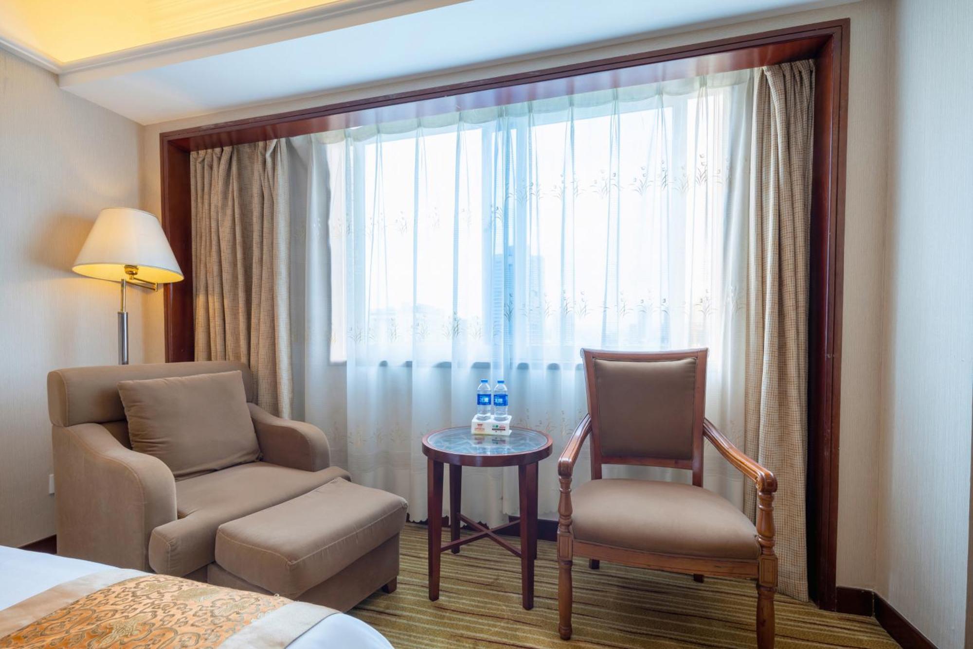 Sunshine Holiday Hotel Fuzhou Fuzhou  Esterno foto