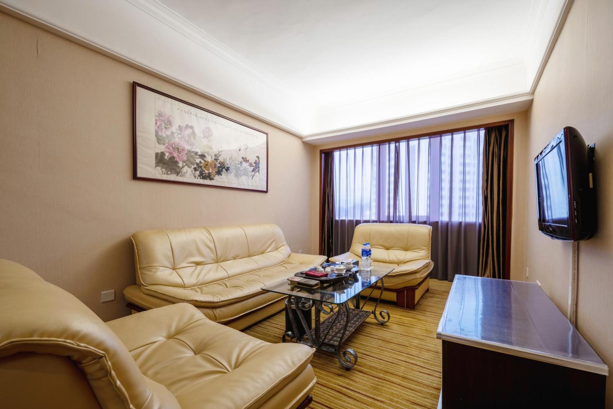 Sunshine Holiday Hotel Fuzhou Fuzhou  Esterno foto