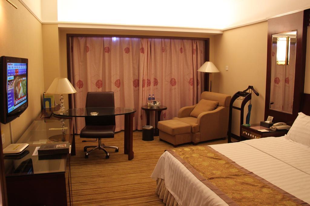 Sunshine Holiday Hotel Fuzhou Fuzhou  Esterno foto