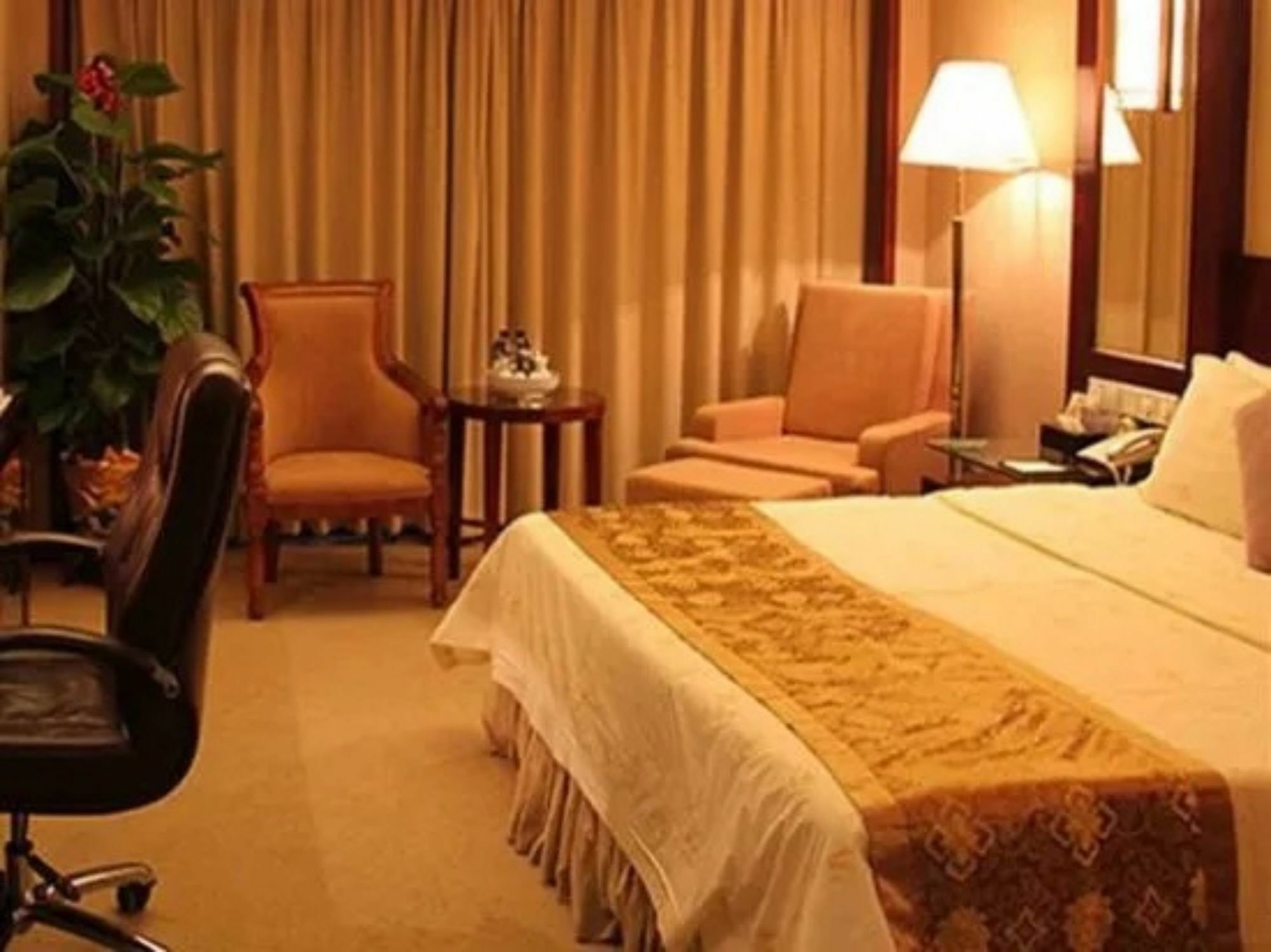 Sunshine Holiday Hotel Fuzhou Fuzhou  Esterno foto